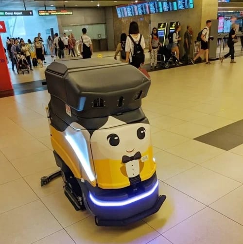  Singapore rất chú trọng đến việc vệ sinh, đặc biệt là ở những không gian công cộng. Bên cạnh những nhân viên dọn dẹp, sân bay quốc tế Changi còn chuẩn bị cả những con robot lau dọn cần mẫn ở sảnh đến, đảm bảo sàn nhà luôn sạch đẹp.