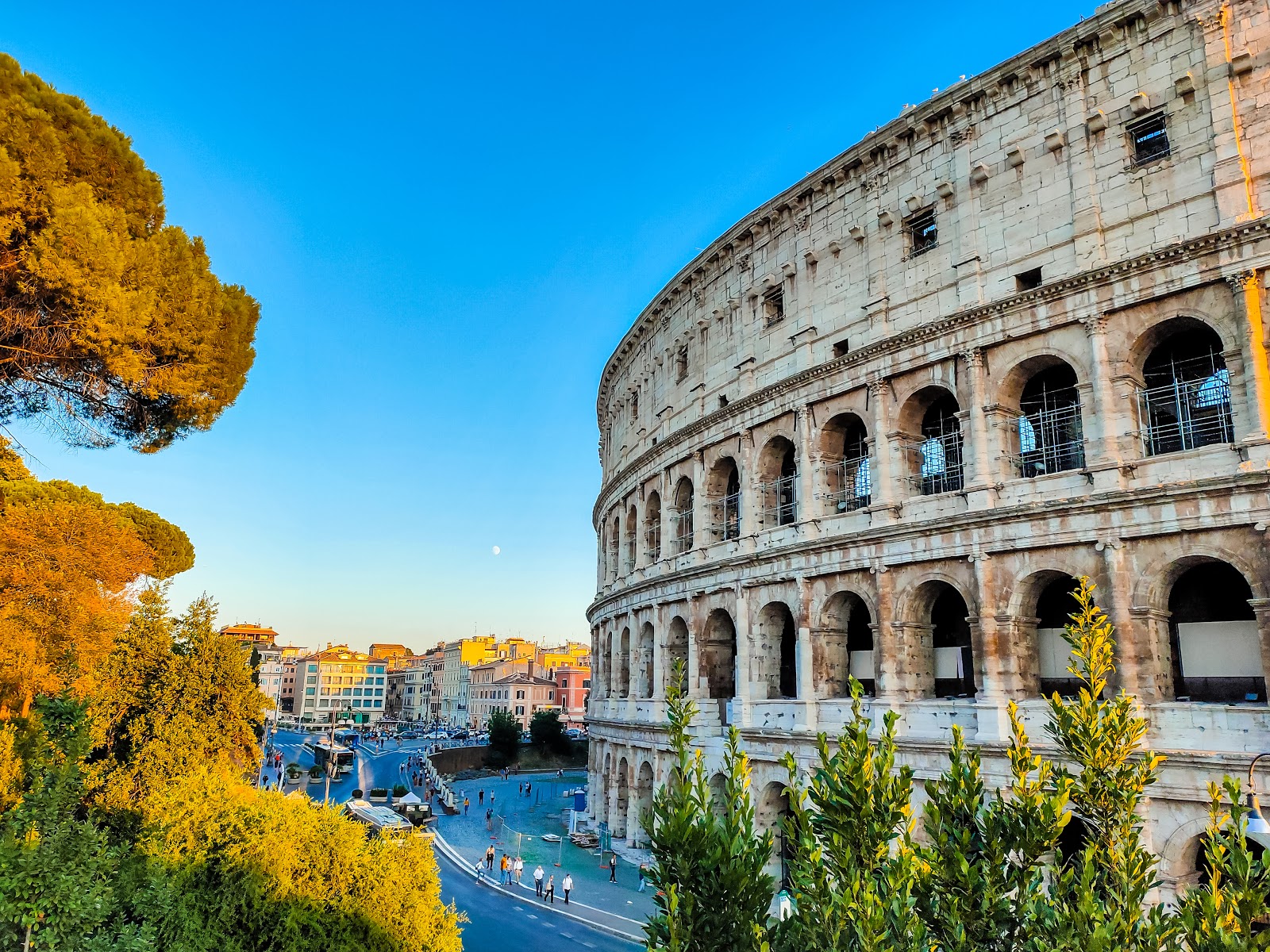 Trải nghiệm 1 ngày với hành trình “Mọi con đường đều dẫn tới thành Rome”