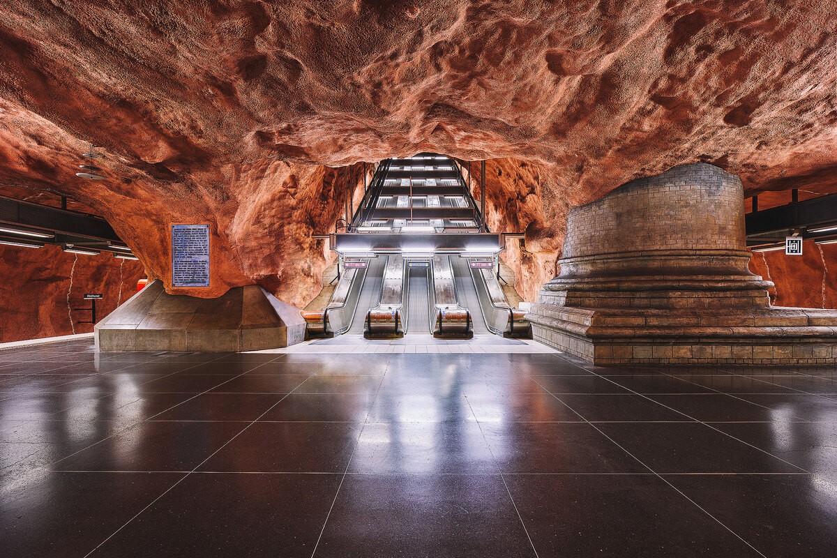 Bộ ảnh Metro của anh không chỉ nhận được phản hồi tích cực của người xem mà còn tạo cảm hứng xê dịch, khuyến khích nhiều người tới Stockholm khám phá các ga tàu. Sau dự án chụp ở Thụy Điển, David đang lên kế hoạch chụp hệ thống tàu điện ngầm ở Nga. 