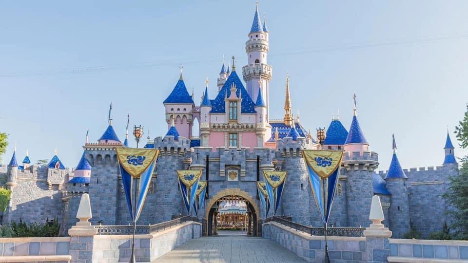 Nhà đầu tư Mỹ muốn đưa những công viên giải trí Disneyland, Universal  Studio và Sea World vào Việt Nam - iVIVU.com