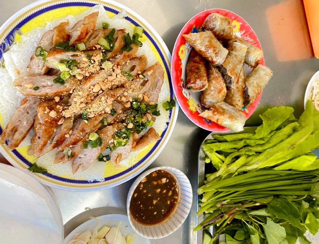 Nem nướng Thanh Vân