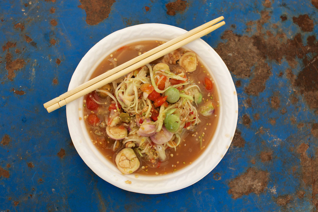 Đặc trưng cay nóng trong món ăn. Ảnh: Explore Laos