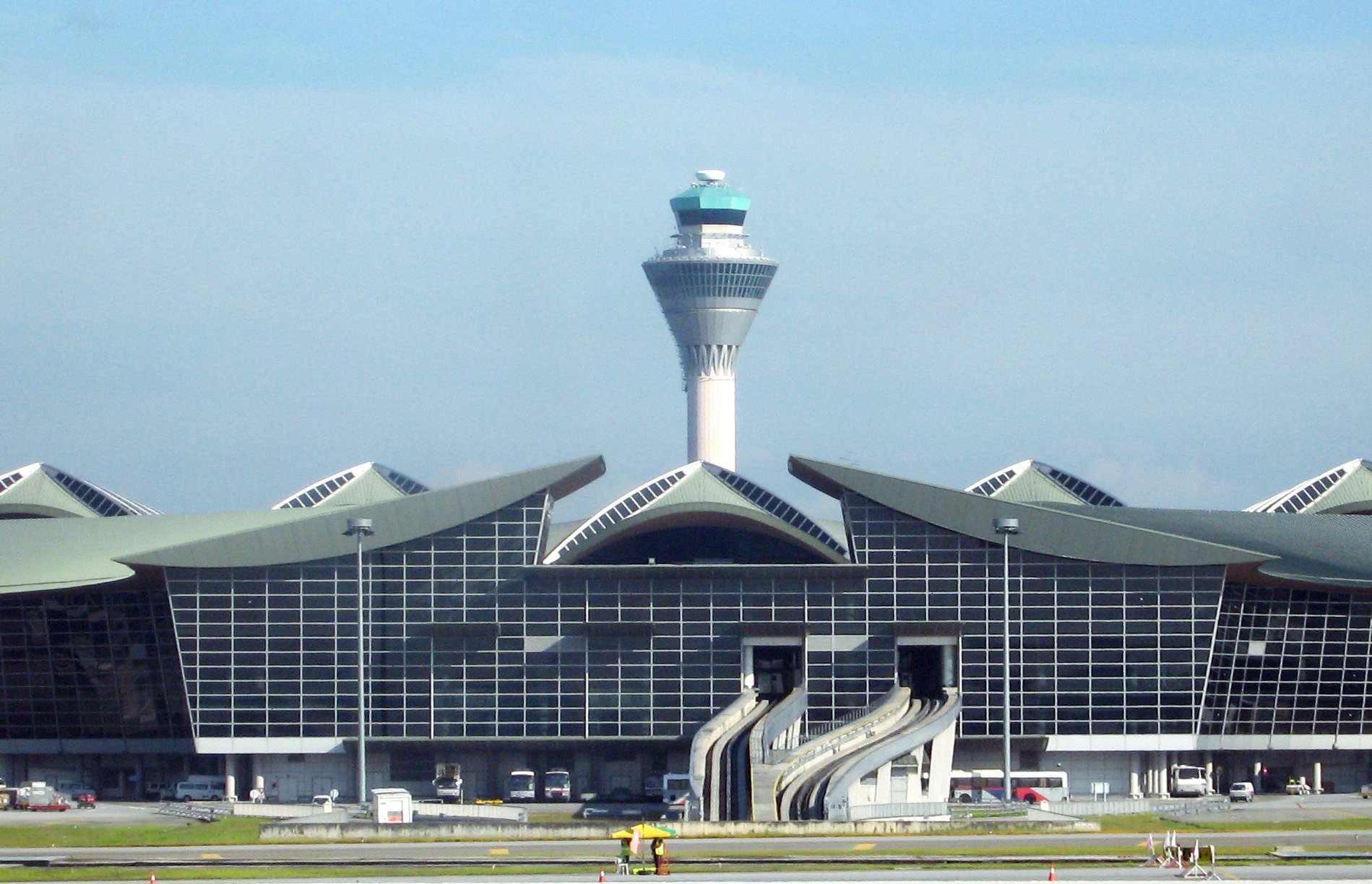 Malaysia ivivu 2 sân bay Kuala Lumpur