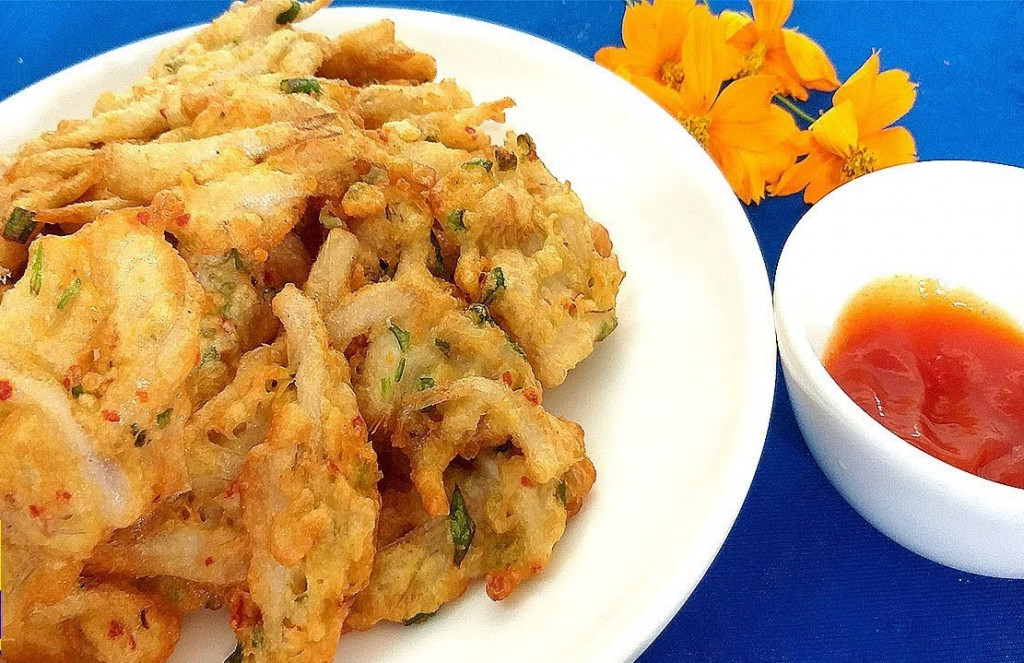 Món ăn Quảng Nam ivivu 11 Cá cơm phết bột