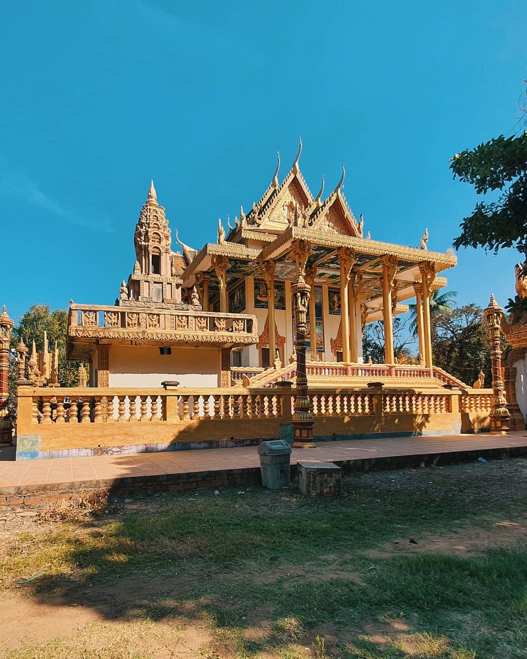 Chùa Wat Ek Phnom. Ảnh: @huanqkim.