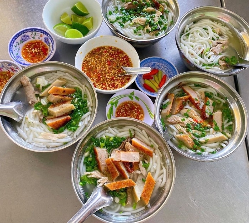 Bánh canh chả cá Ninh Thuận ivivu 3