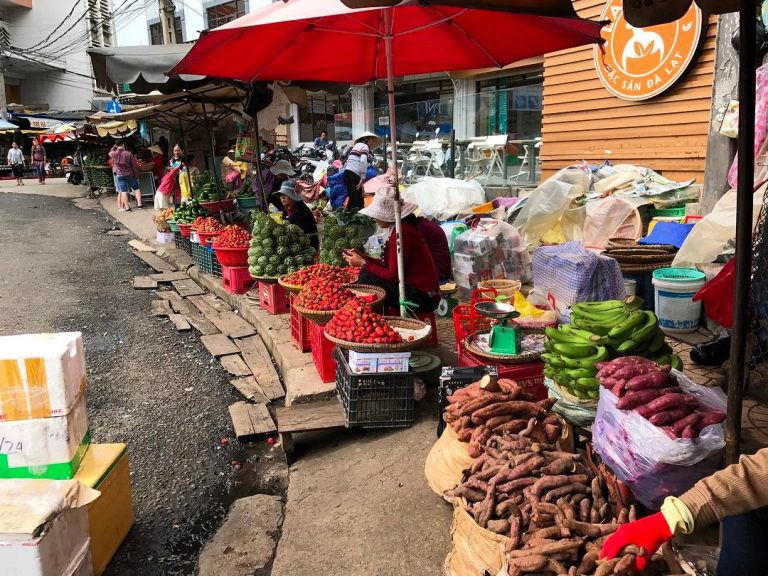 chợ-đà-lạt-ivivu