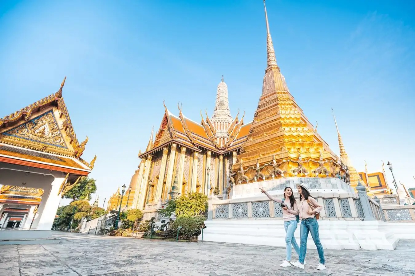Cẩm nang du lịch Thái Lan: Để có kì nghỉ thật tuyệt vời tại xứ sở Chùa Tháp, hãy tham khảo ngay Cẩm nang du lịch Thái Lan. Bạn sẽ tìm thấy những điểm đến độc đáo, những món ăn ngon và những lời khuyên hữu ích để trải nghiệm chuyến du lịch của mình một cách tối ưu.