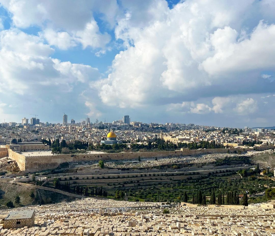 Quang cảnh Thành phố Cổ Jerusalem từ Núi Ô-liu.  Ảnh: @_luimu_.