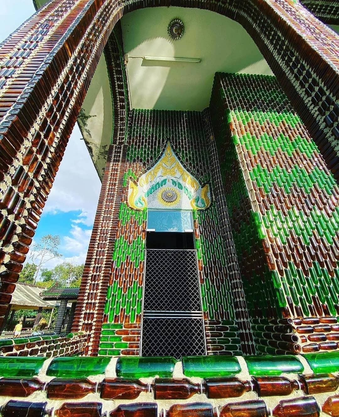 Wat -Pa- Maha -Chedi -Kaew-ivivu-2