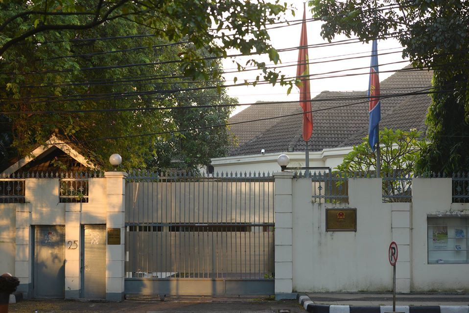 Đại- sứ -quán -Việt -Nam- tại- Jakarta-ivivu-1