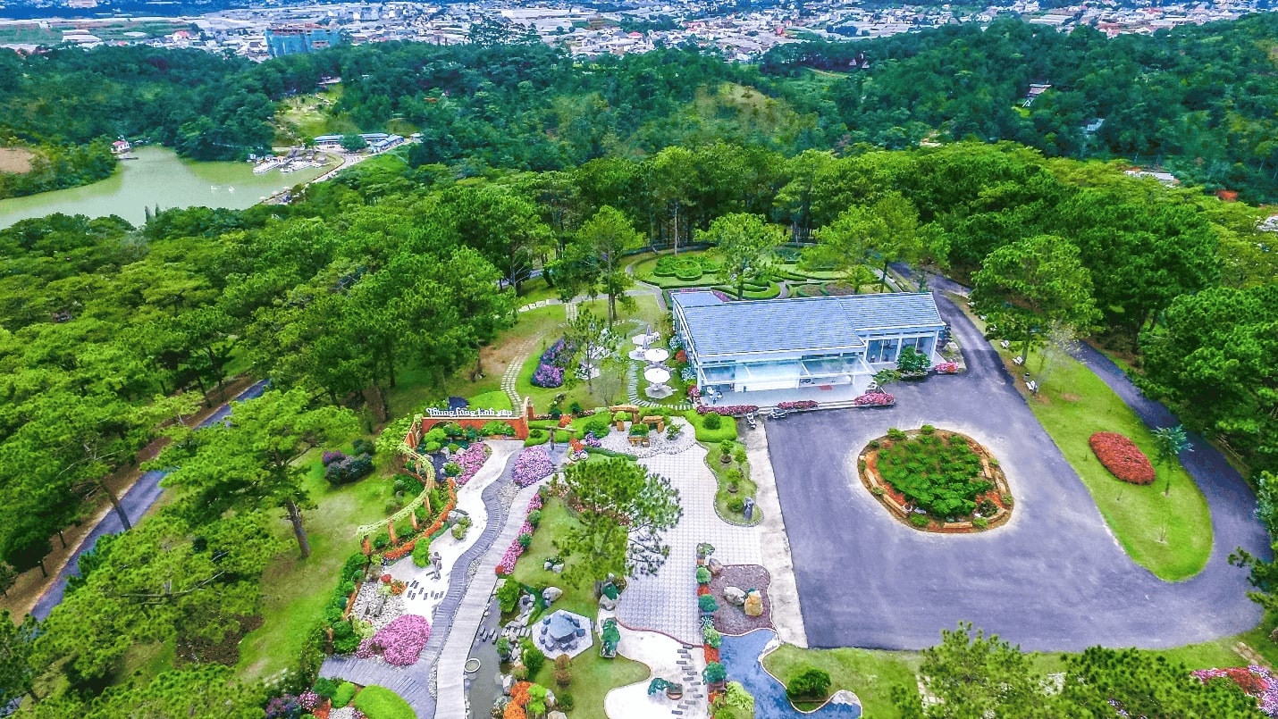 Khu du lịch Thung Lũng Tình Yêu.