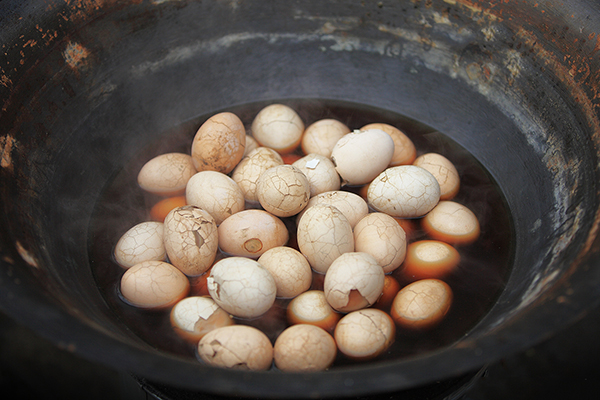 Du lịch Trung Quốc: Hoảng hồn với món trứng đồng nam ở Chiết Giang -  iVIVU.com