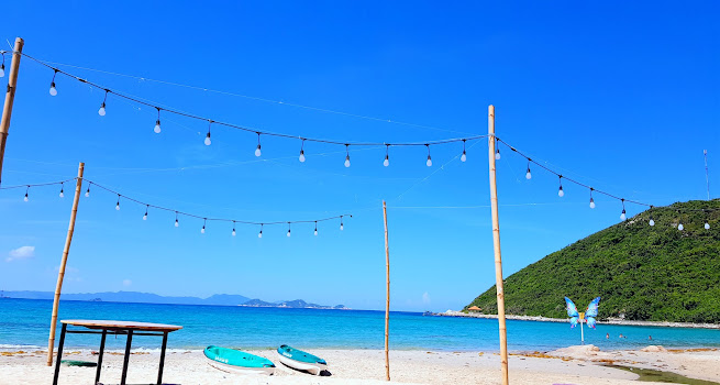 Đắm chìm trong thiên đường biển nhiệt đới Gành Nhảy Ninh Vân - iVIVU.com