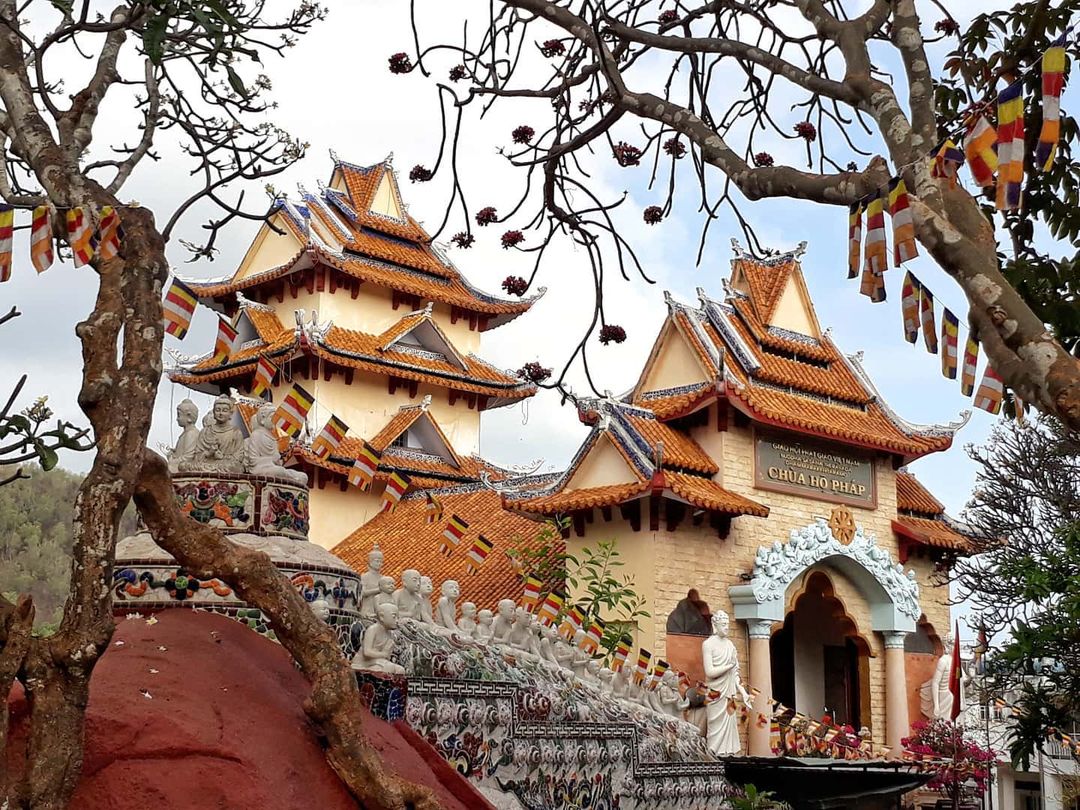 Sắc màu tranh Phật chùa Khmer | Báo Dân tộc và Phát triển