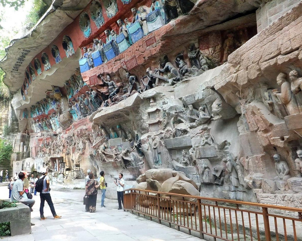 Tượng khắc đá Đại Túc ivivu 5