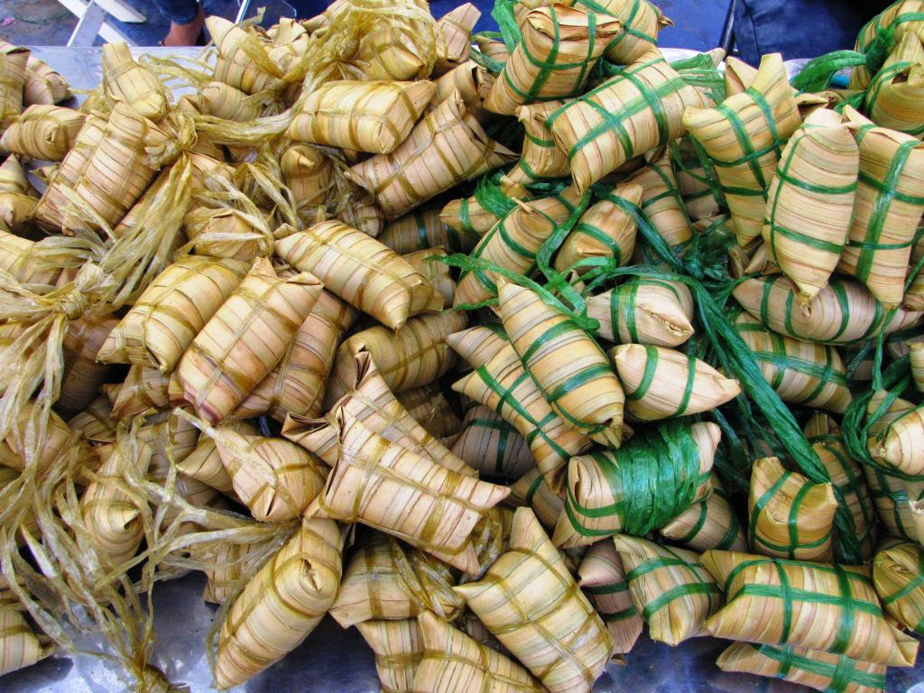Bánh dừa Giồng Luông-ivivu
