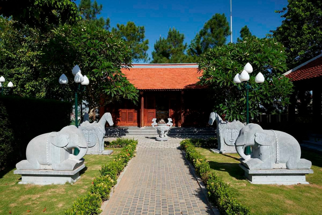 Đền thờ Tướng quân Trần Lựu.
