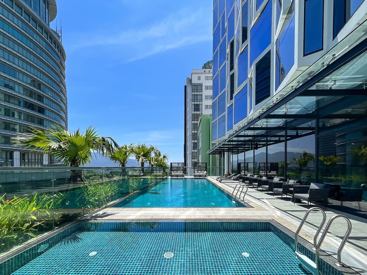 Bay Capital Đà Nẵng – Khách sạn 5 sao mới toanh nằm ngay trung tâm thành  phố - iVIVU.com