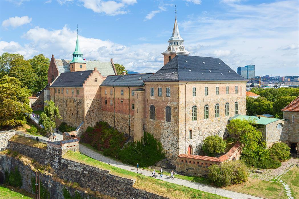 lâu-đài-Akershus-ivivu
