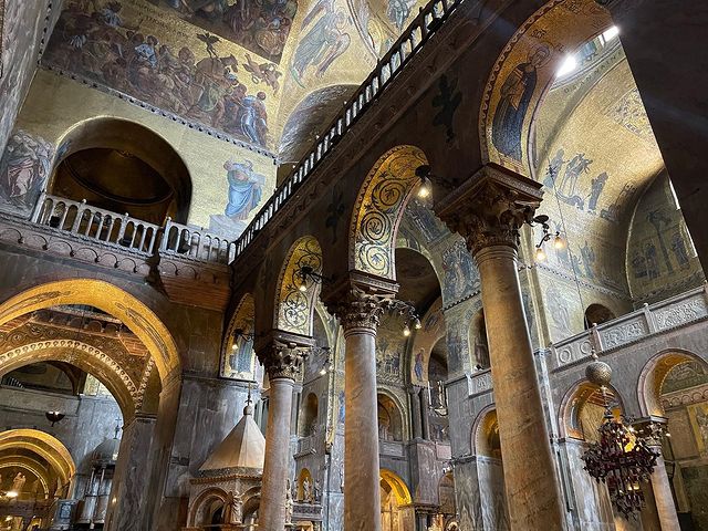 Basilica-di-San-Marco-ivivu-16