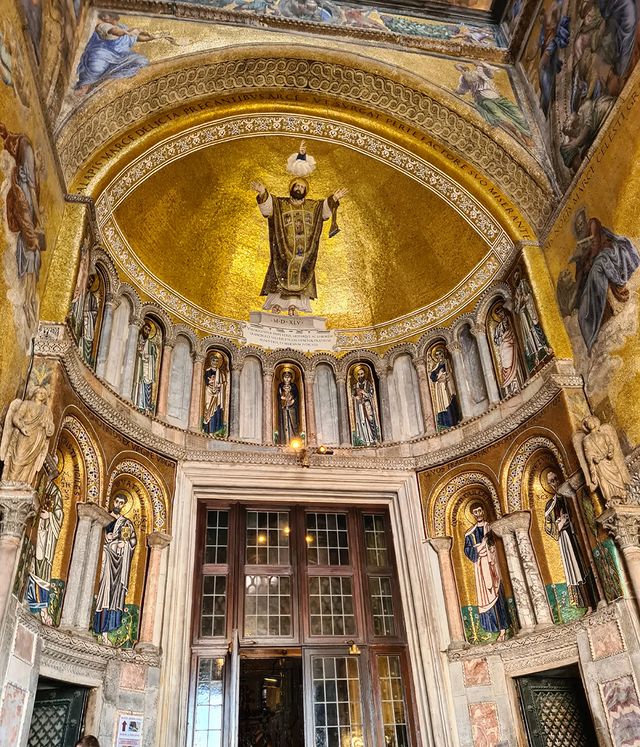 Basilica-di-San-Marco-ivivu-8