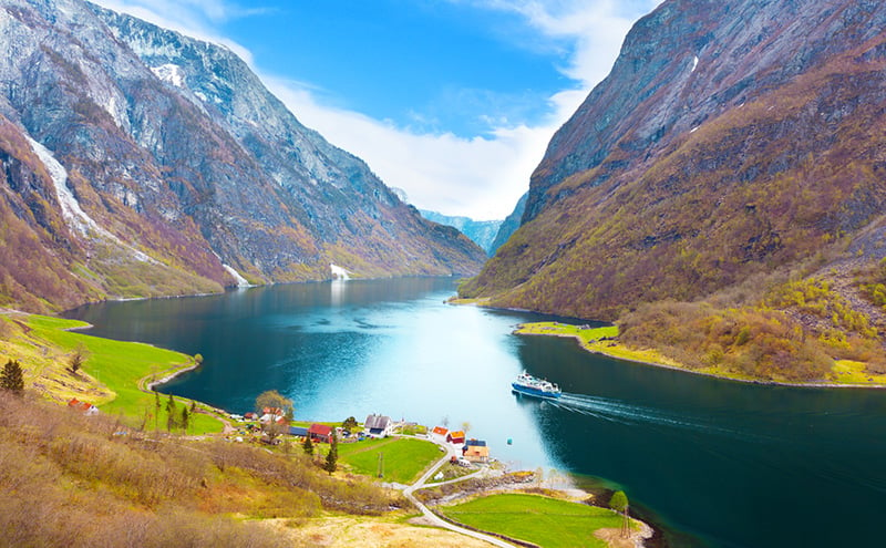 Vịnh Nærøyfjord – Vịnh biển hẹp nhất thế giới ở Na Uy - iVIVU.com