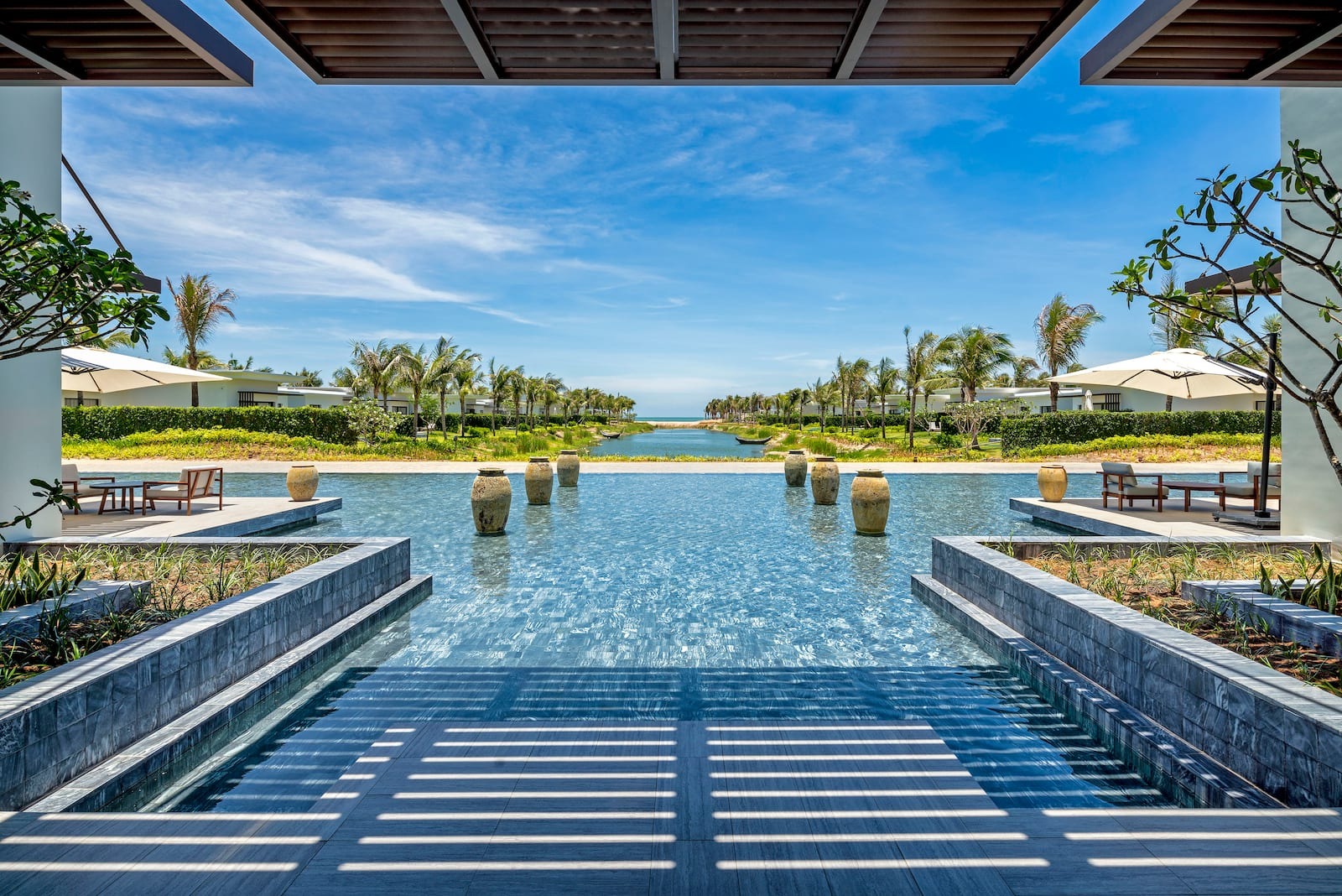 Melia- Hồ- Tràm- Beach- Resort -ivivu-2