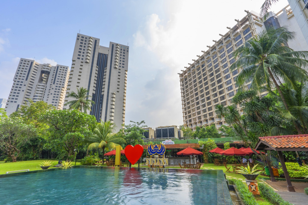 The-Sultan-Hotel-Residence-Jakarta-ivivu-2