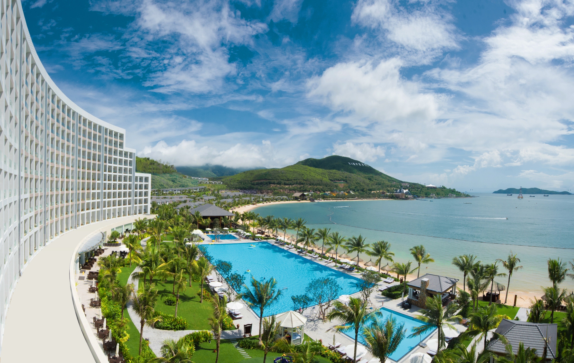 Top hotels in Vietnam - Nha Trang City - Vinpearl Resort & Spa Nha Trang Bay