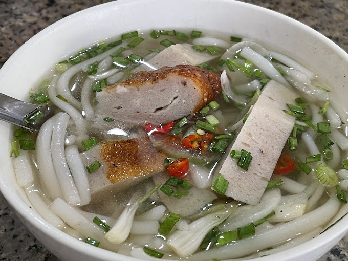 Du lịch Ninh Thuận thưởng thức món bánh canh chả cá Phan Rang thơm ngon 20