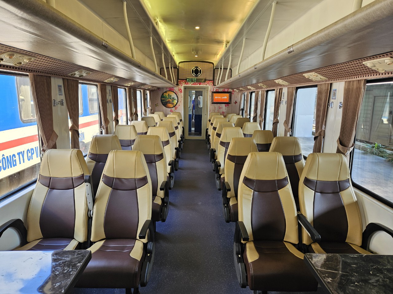Top 5 tour xe lửa nội địa có giá dưới 5 triệu đồng tại iVIVU 40