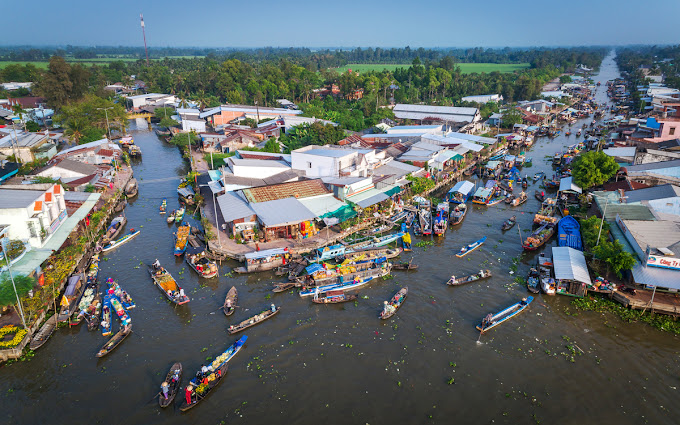 chợ nổi ngã năm