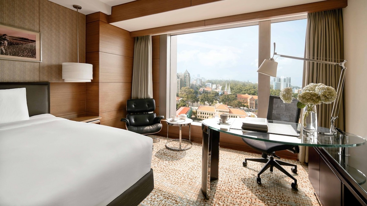 JW Marriott Hotel & Suites Sài Gòn