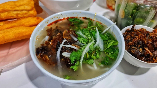Cháo chờ Nam Ô