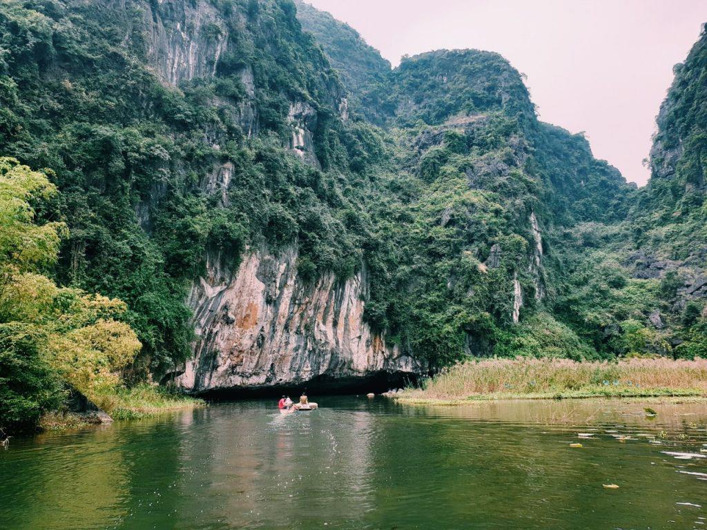 Phóng trọn tầm mắt ra thiên nhiên hùng vĩ