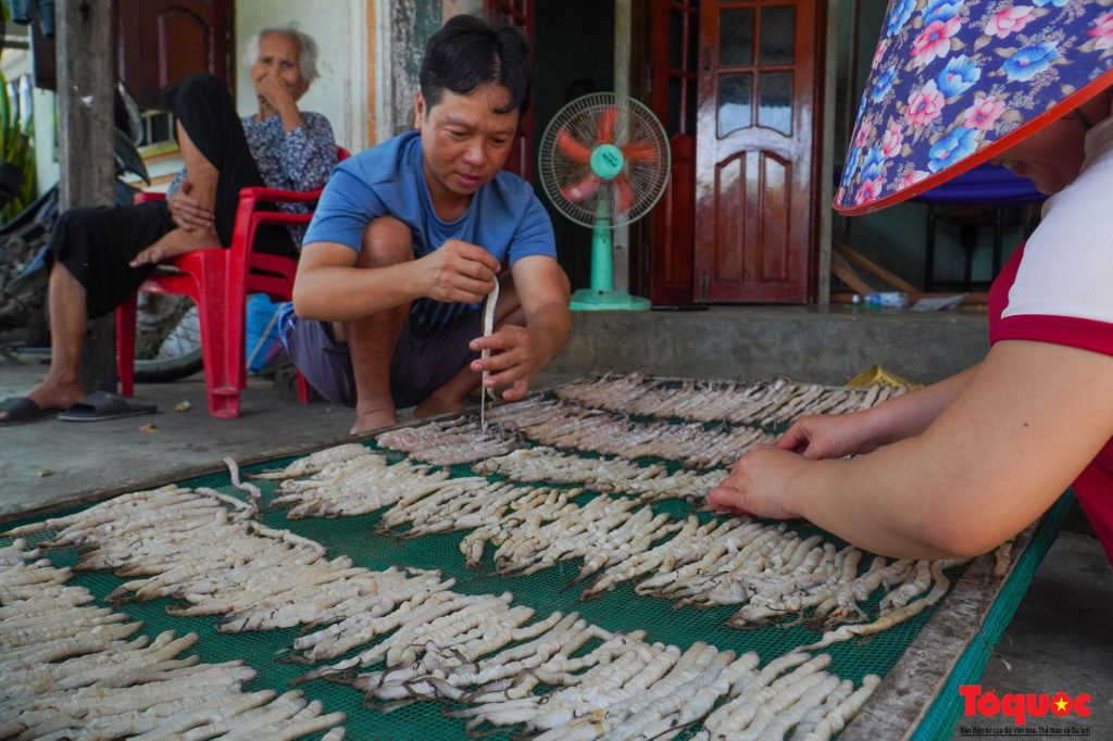 Làng Hà Liên – ngôi làng tựa ốc đảo giữa đầm Nha Phu 39