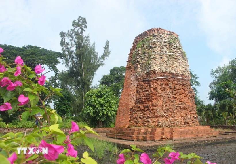 Cổ kính di tích tháp cổ Vĩnh Hưng nghìn năm tuổi ở Bạc Liêu 59