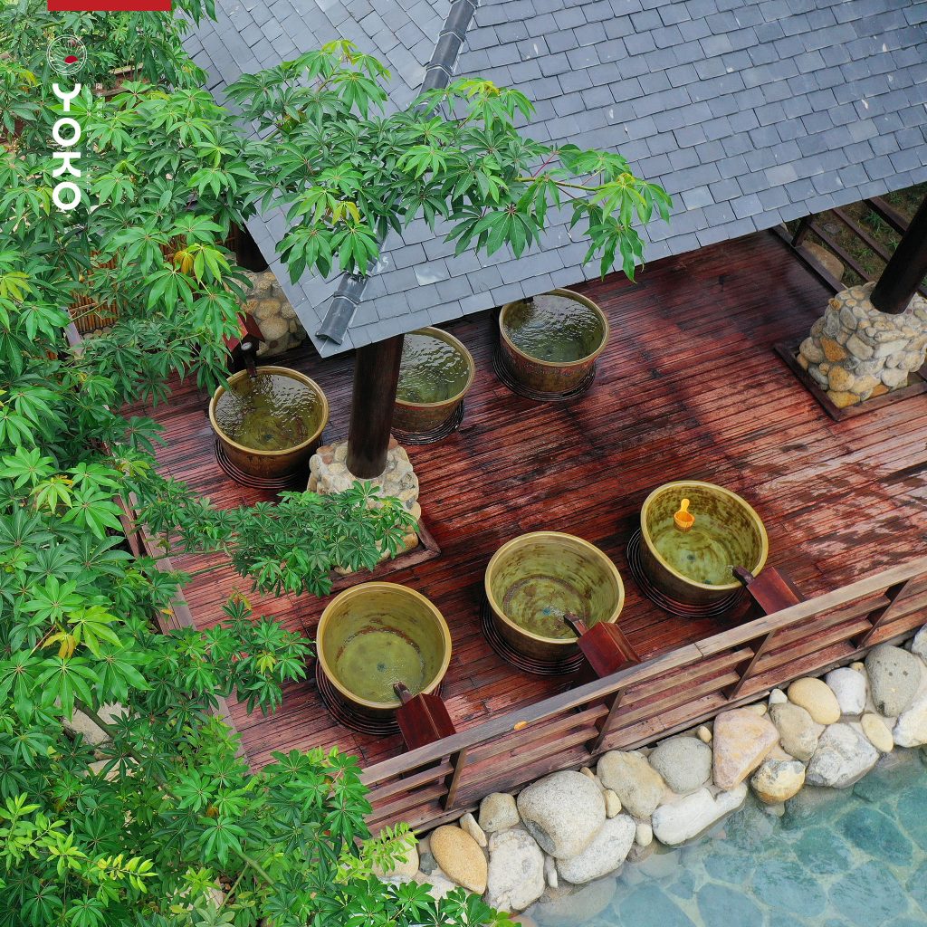 Yoko Onsen Quang Hanh – trải nghiệm mỏ nước khoáng quý hiếm mặn nóng 55 độ 57