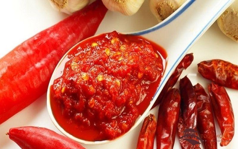 Tương ớt là món đặc sản nổi tiếng ở Hội An