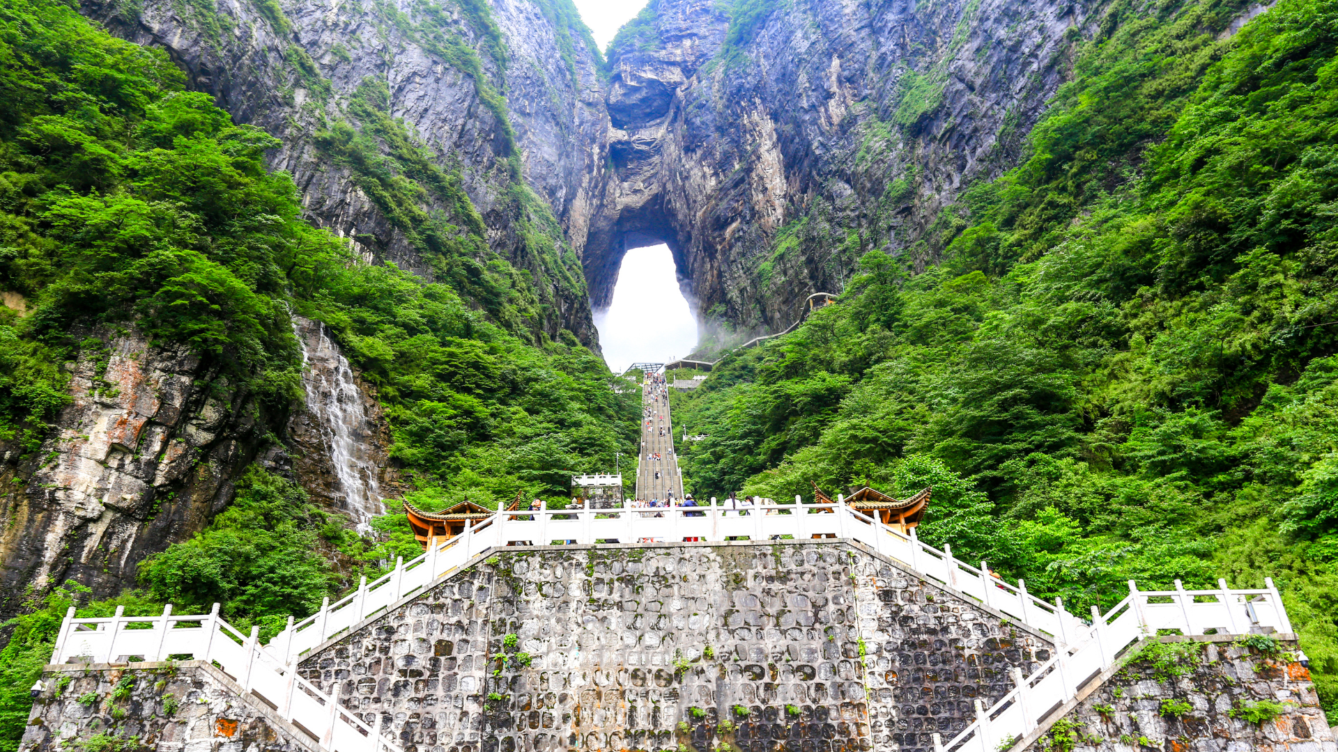 tour-Trung-Quoc-6N5D-uu-dai-ivivu-3.png