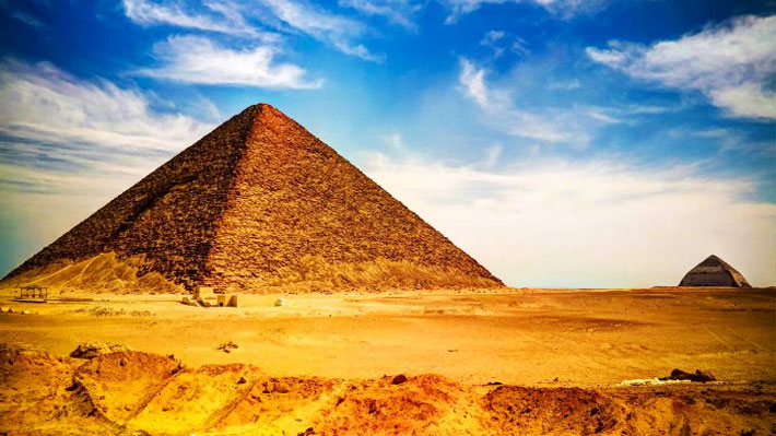 Kim Tự Tháp Cheops thuộc Kim Tự Tháp Giza