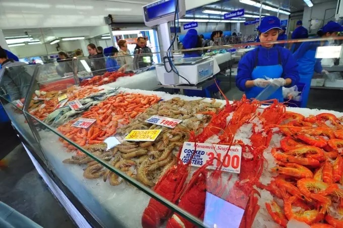 Phong phú các mặt hàng hải sản