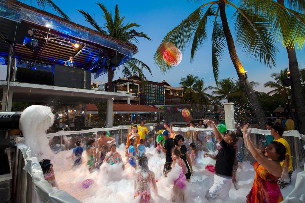 resort-bali-cao-cap-ivivu-12.jpg