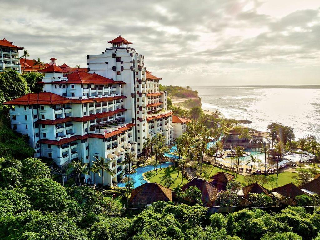 resort-bali-cao-cap-ivivu-4.jpg