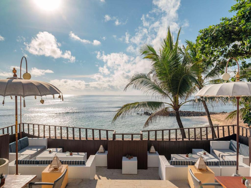 resort-bali-cao-cap-ivivu-5.jpg