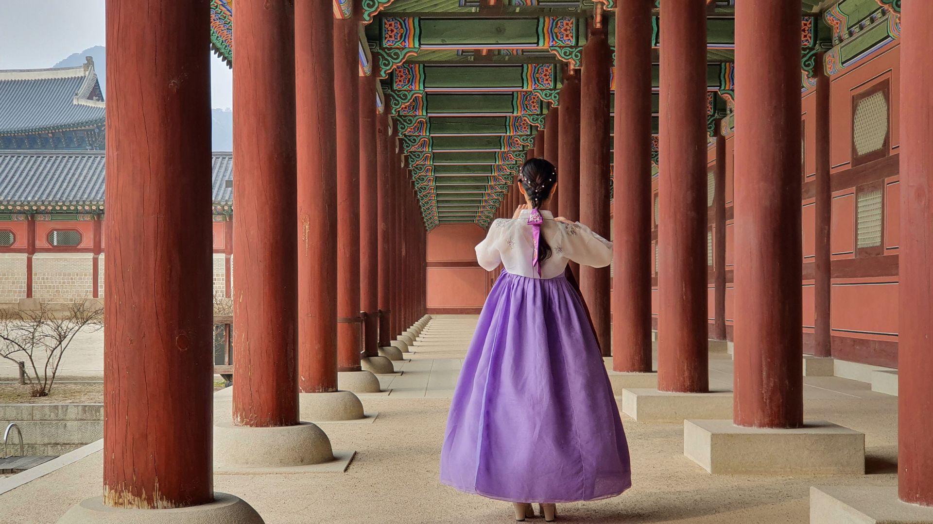 Khi-nhung-kien-truc-hoang-gia-ke-chuyen-xua-ivivu-16.jpg