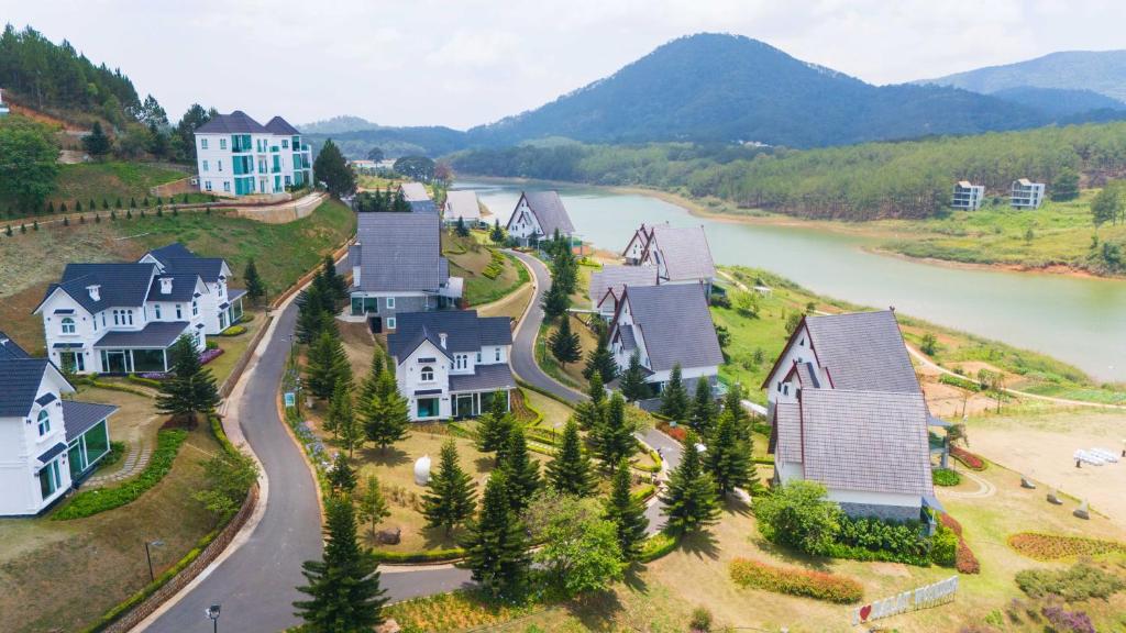 Đà Lạt Wonder Resort như một ngôi làng cổ tích châu Âu