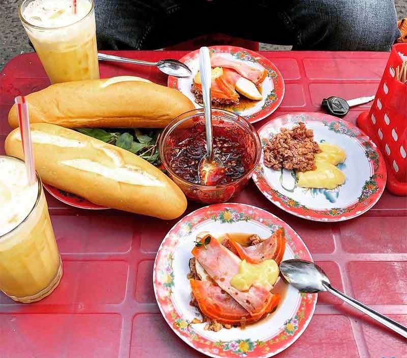 Bỏ túi 10 quán ăn sáng ngon ở Đà Nẵng cho chuyến đi trọn vẹn