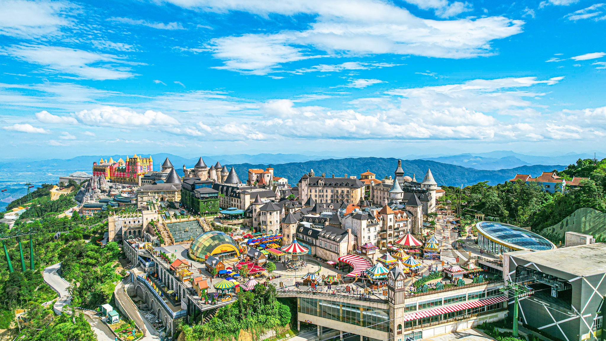 tour xe lửa miền Trung